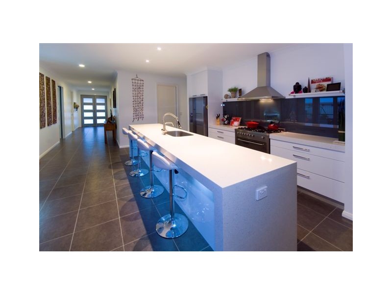 33 Red Cedar Drive, Coffs Harbour NSW 2450