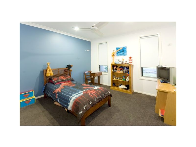 33 Red Cedar Drive, Coffs Harbour NSW 2450