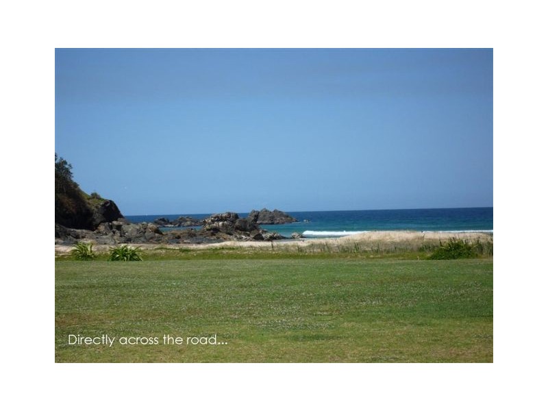 2 Timbertops Drive, Diggers Beach, Coffs Harbour NSW 2450