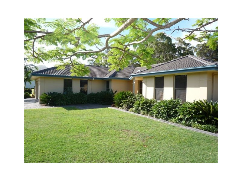 2 Timbertops Drive, Diggers Beach, Coffs Harbour NSW 2450
