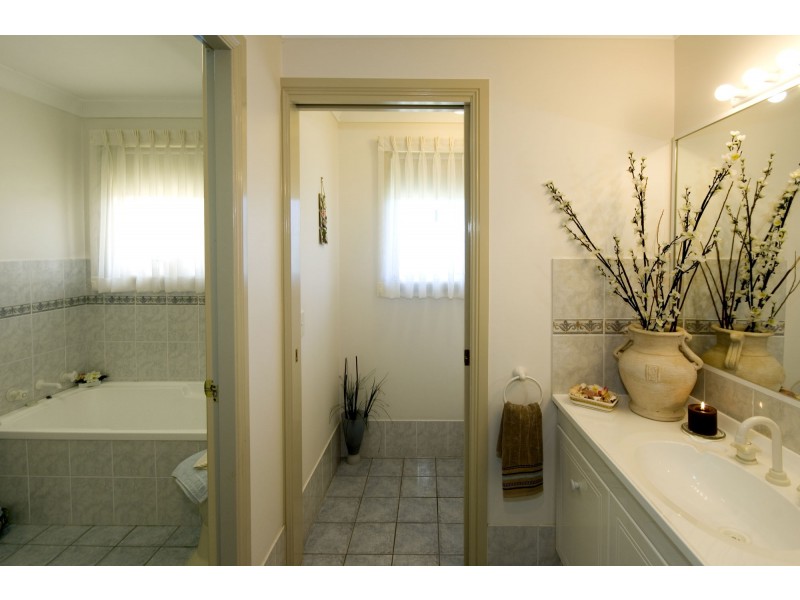 19 Fernleigh Ave, Korora, Coffs Harbour NSW 2450