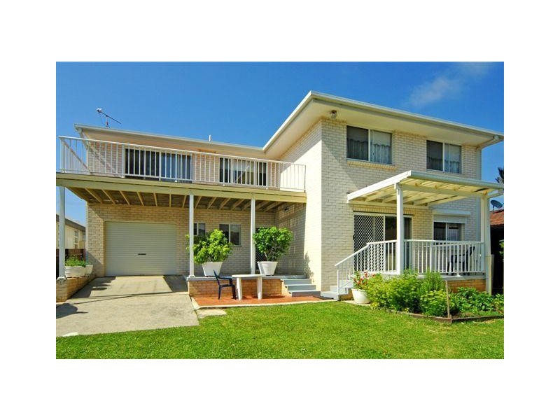 121 Diamond Head Drive, Sandy Beach, Coffs Harbour NSW 2450