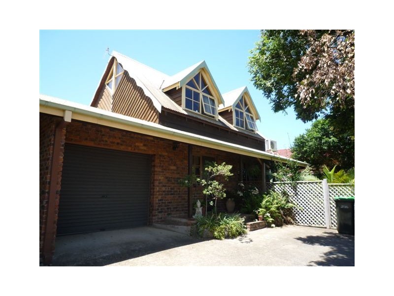 2/5 Hooson Street, Coffs Harbour NSW 2450