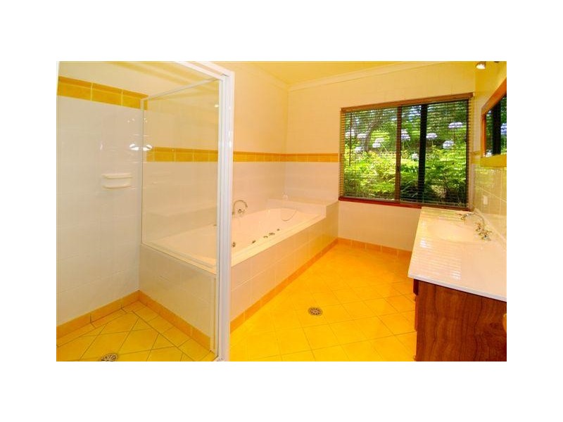 221 Bennetts Road, Coffs Harbour NSW 2450