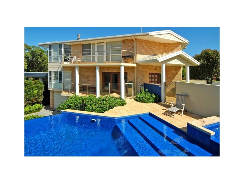 29 Elouera Drive, Sapphire Beach, Coffs Harbour NSW 2450