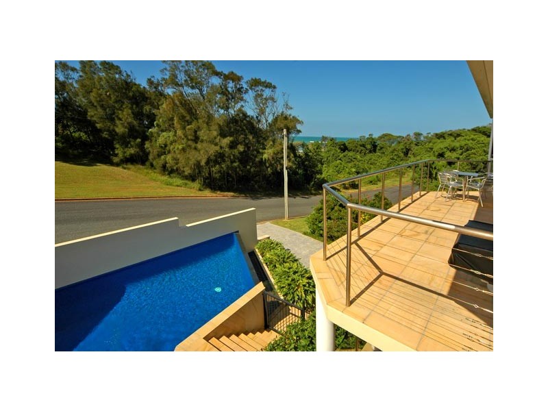 29 Elouera Drive, Sapphire Beach, Coffs Harbour NSW 2450