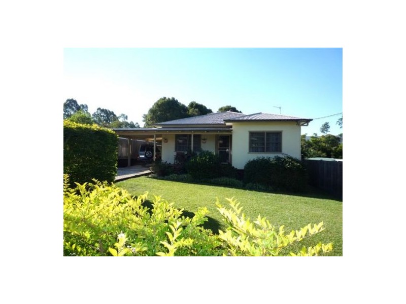 11 Bent Street, Nana Glen NSW 2450