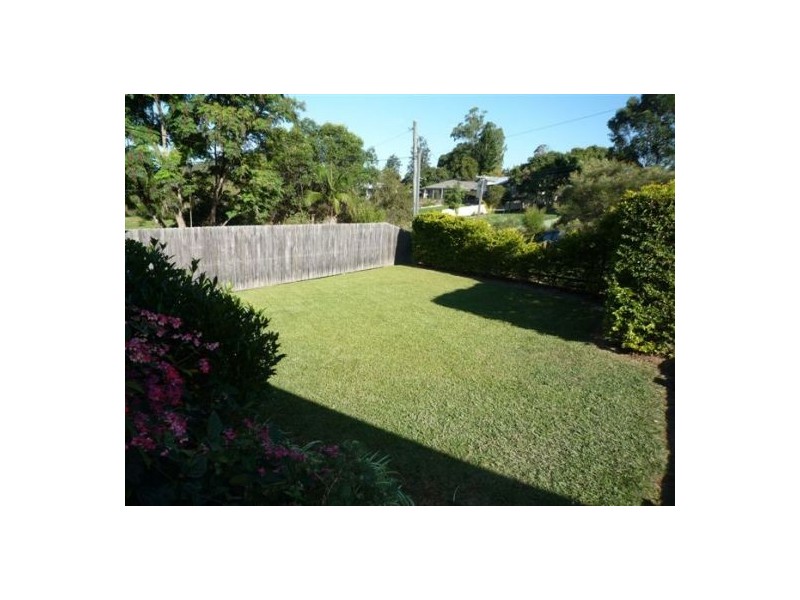 11 Bent Street, Nana Glen NSW 2450