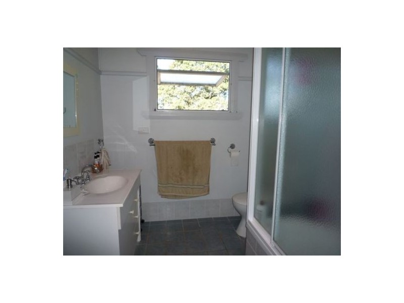 11 Bent Street, Nana Glen NSW 2450