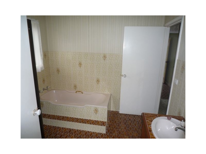 8 Finch Crescent, Coffs Harbour NSW 2450