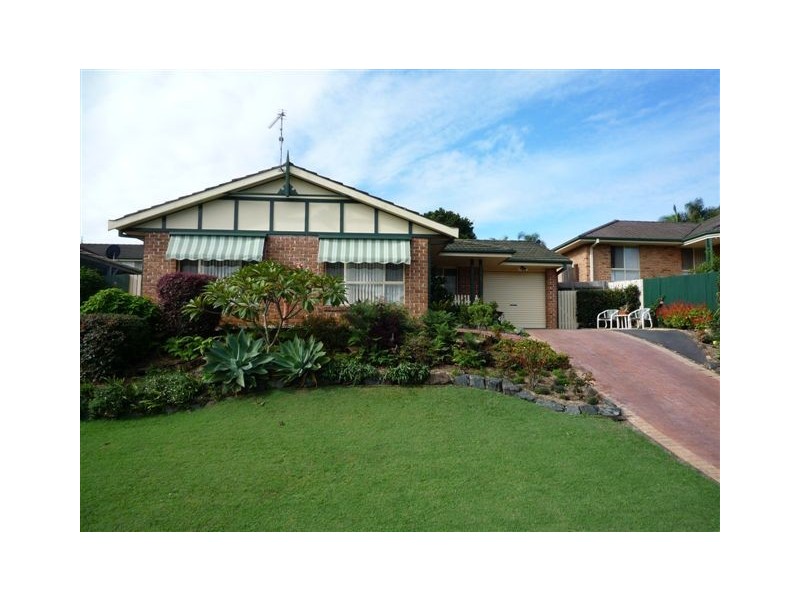 17 Oscar Ramsay Drive, Boambee East NSW 2452