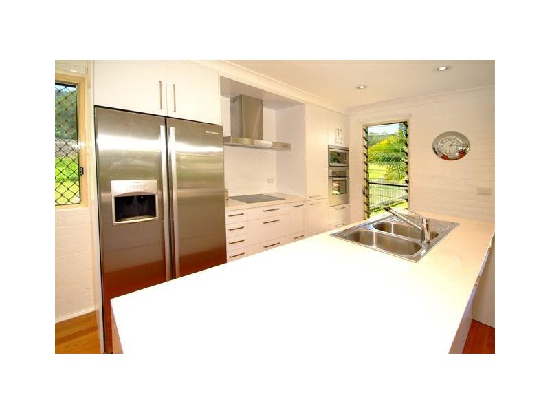 95 Vera Drive, Coffs Harbour NSW 2450