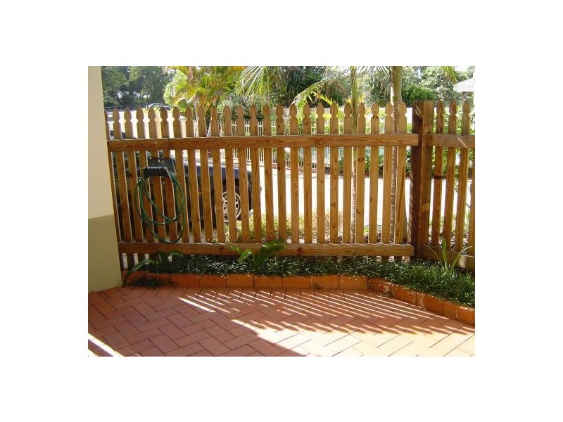 2/23 Ocean Parade, Coffs Harbour NSW 2450