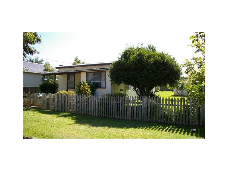 76 Moonee Street, Coffs Harbour NSW 2450