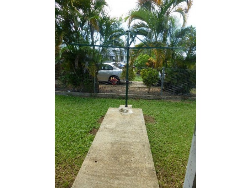 2/9 Gloria Close, Innisfail Estate QLD 4860