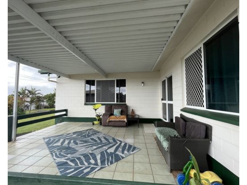 37 Bella Vista Avenue, Belvedere QLD 4860