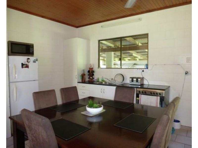 39 Hickory Street, Innisfail QLD 4860