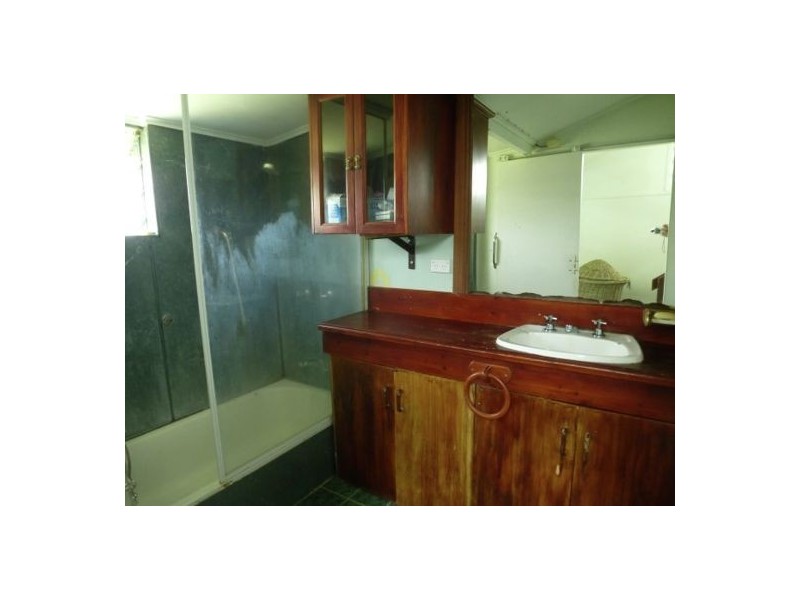 15 Clyde Road, Babinda QLD 4861