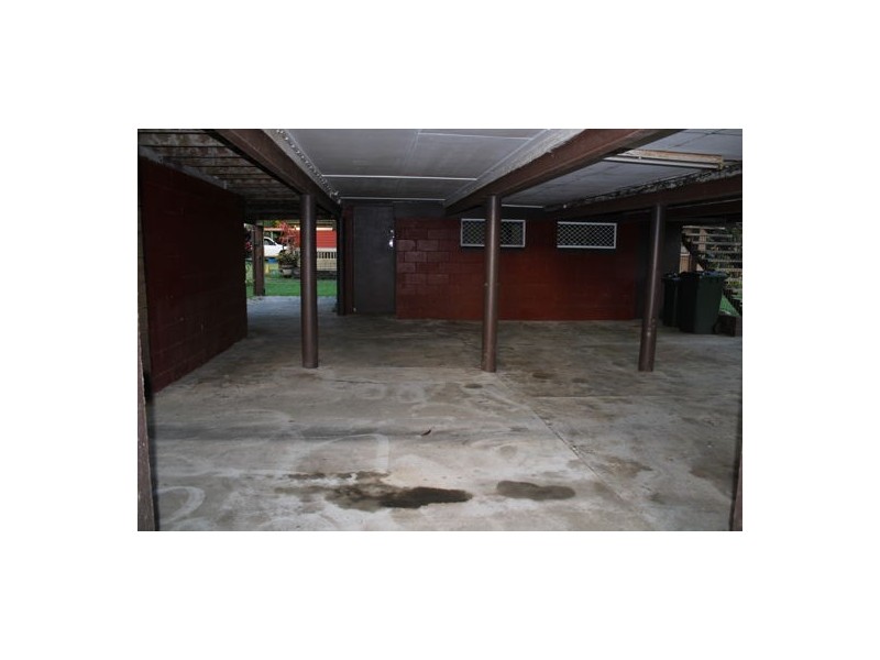 8 Penda Street, Goondi Bend QLD 4860