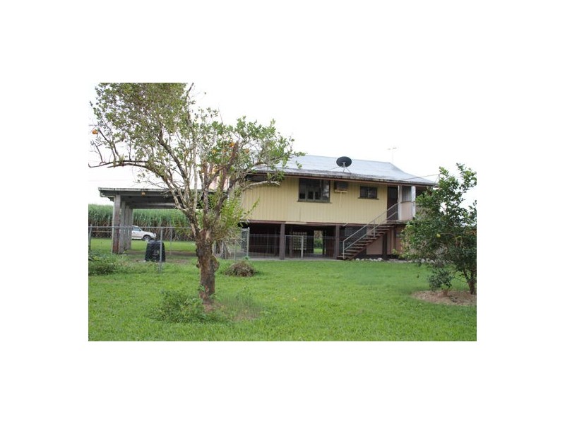8 Penda Street, Goondi Bend QLD 4860