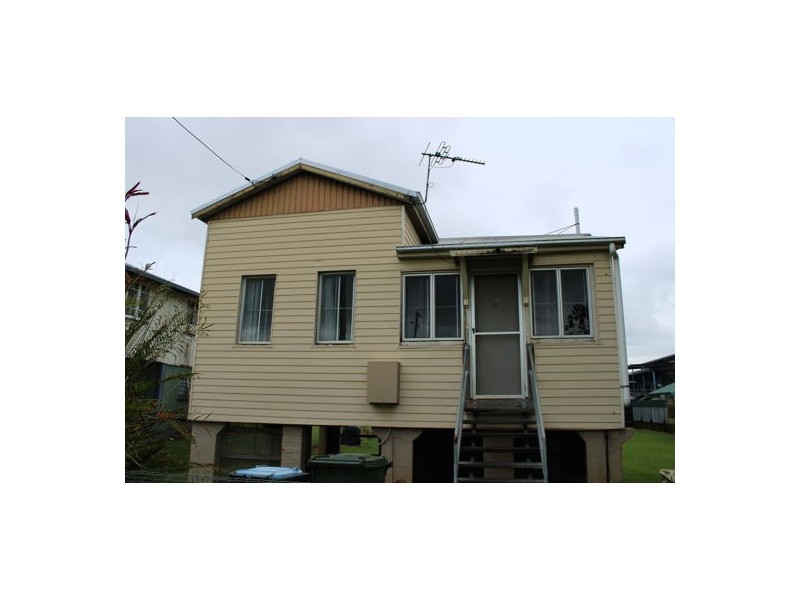 12 Charles Street, Innisfail QLD 4860