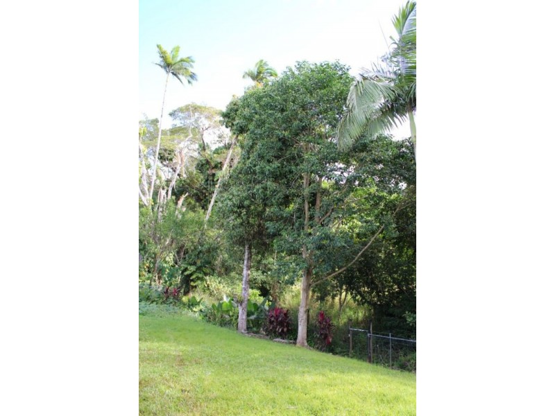 68905 Bruce Highway, Deeral QLD 4871