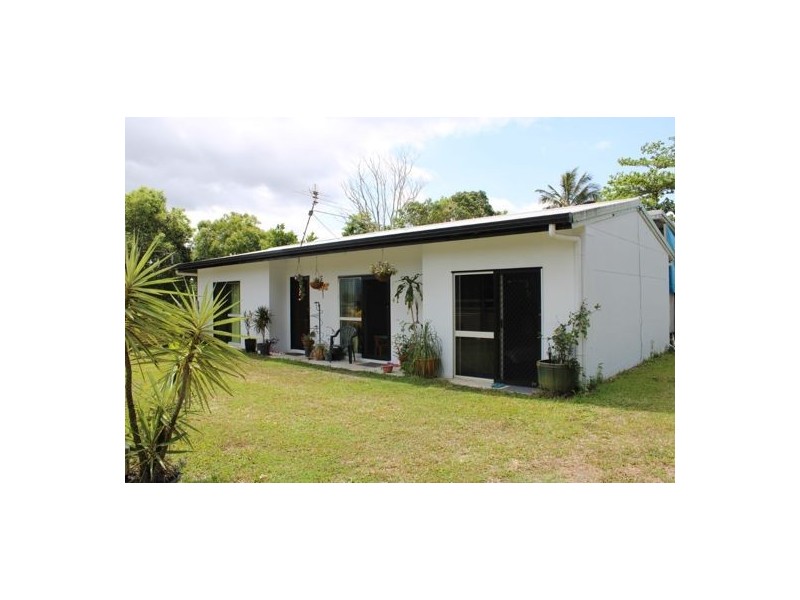 33-35 Clyde Road, Babinda QLD 4861