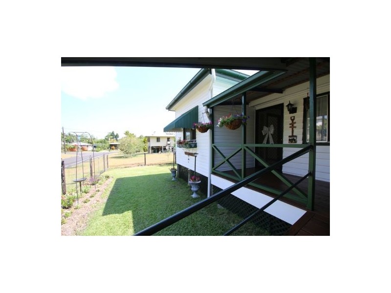 8 Simmonds Street, Babinda QLD 4861