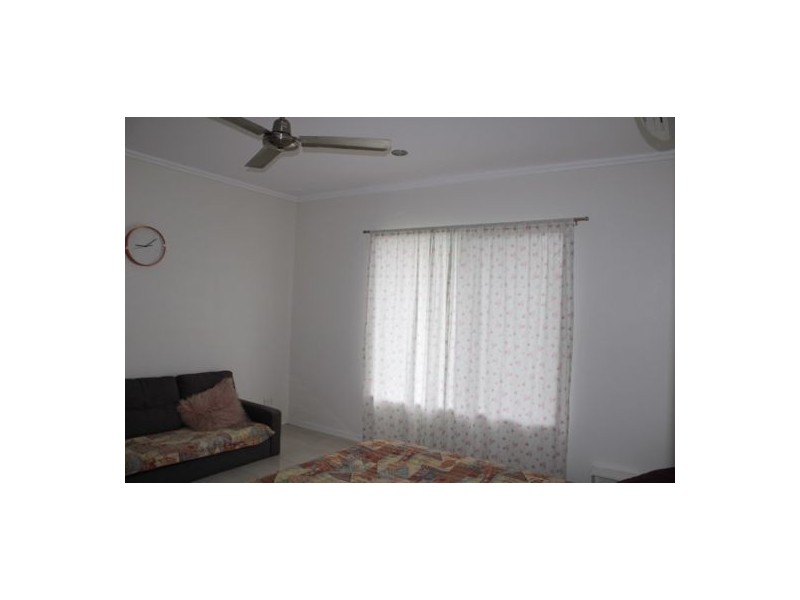 24 Lockyer Crescent, Bentley Park QLD 4869