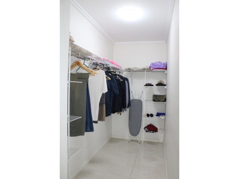 24 Lockyer Crescent, Bentley Park QLD 4869