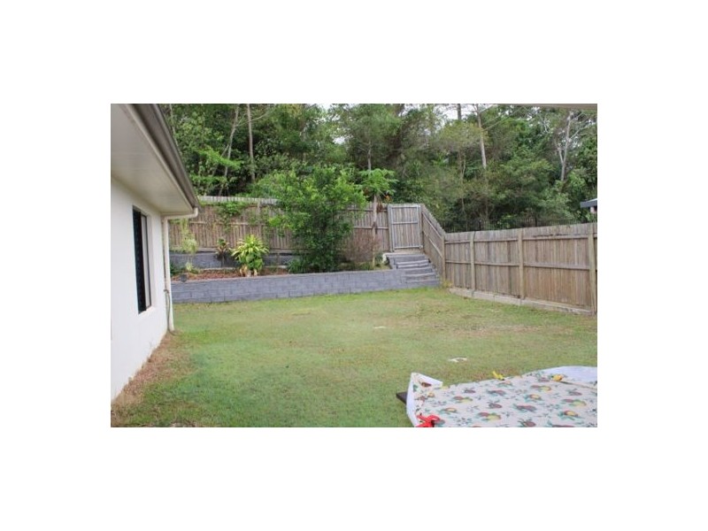 24 Lockyer Crescent, Bentley Park QLD 4869