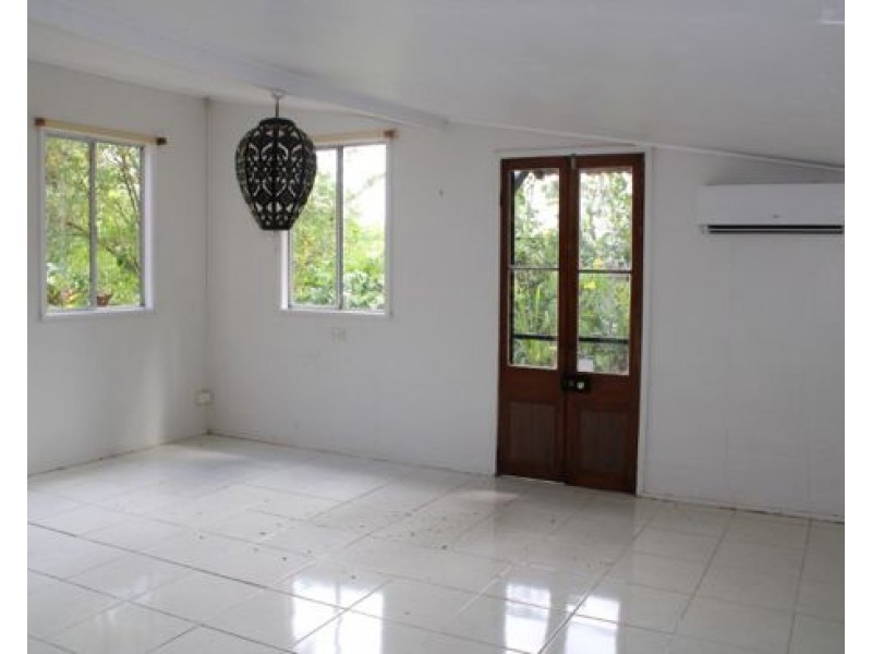 32 Angus Street, Babinda QLD 4861