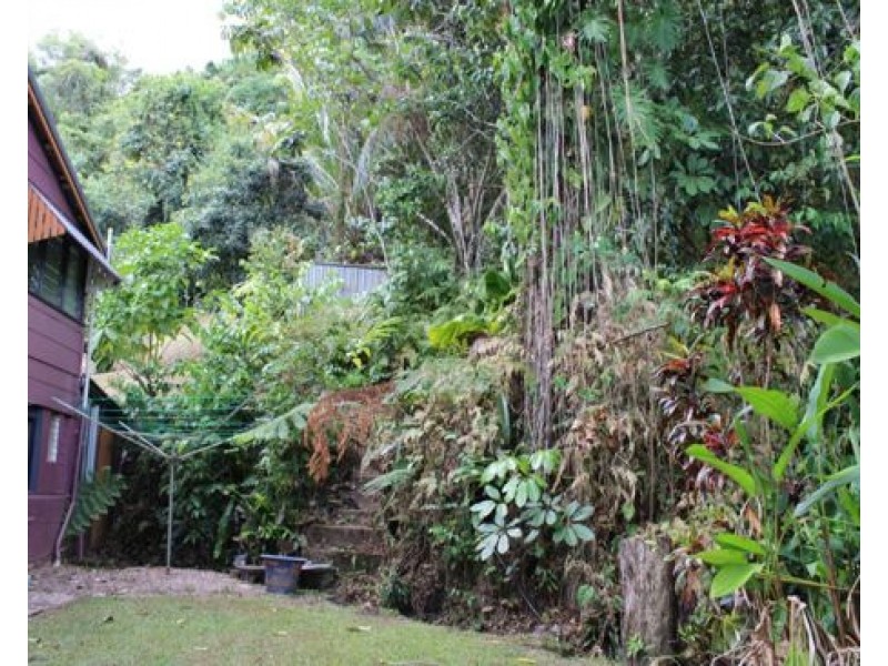 32 Angus Street, Babinda QLD 4861