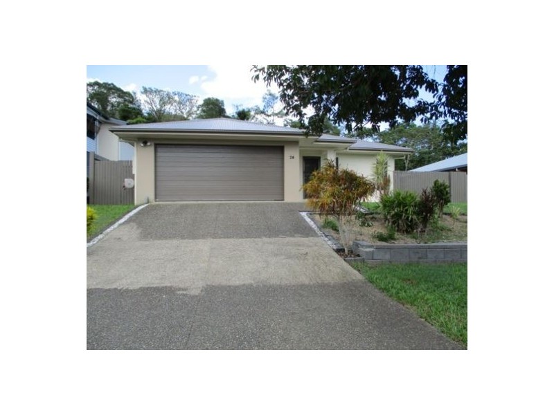24 Lockyer Crescent, Bentley Park QLD 4869