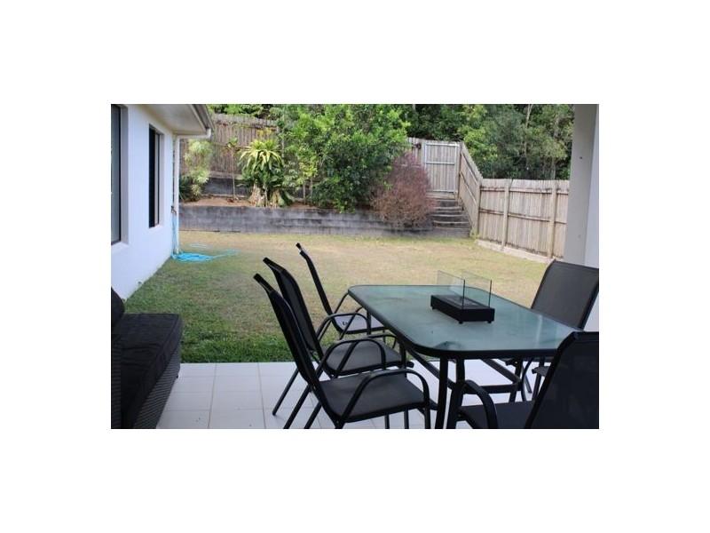 24 Lockyer Crescent, Bentley Park QLD 4869
