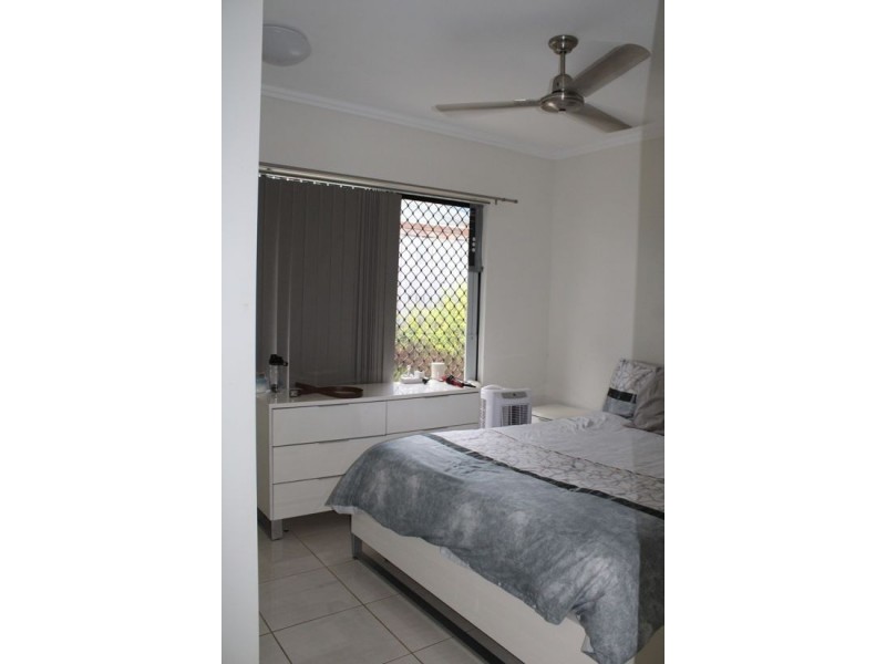 24 Lockyer Crescent, Bentley Park QLD 4869