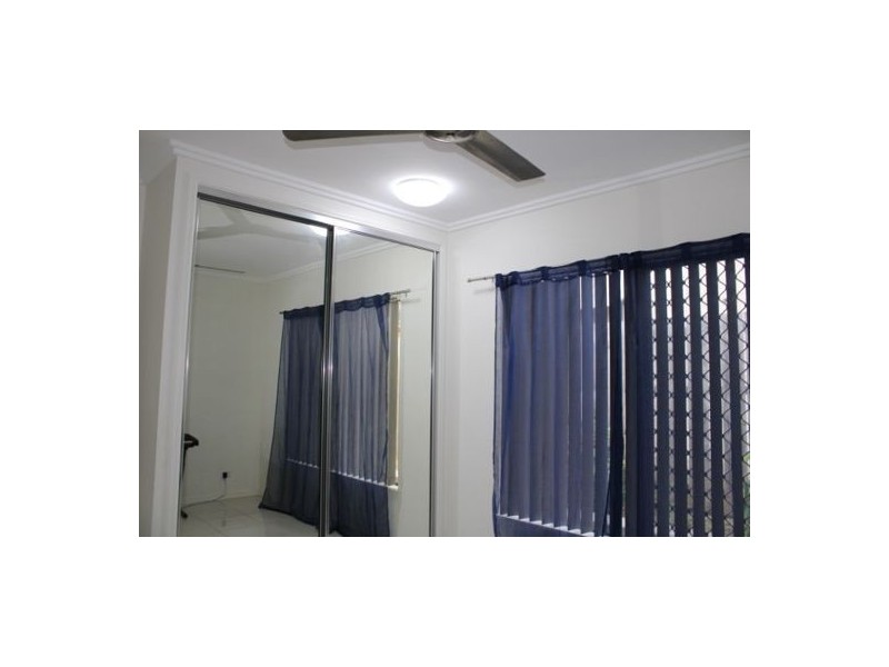 24 Lockyer Crescent, Bentley Park QLD 4869