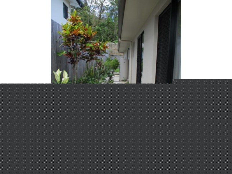 24 Lockyer Crescent, Bentley Park QLD 4869