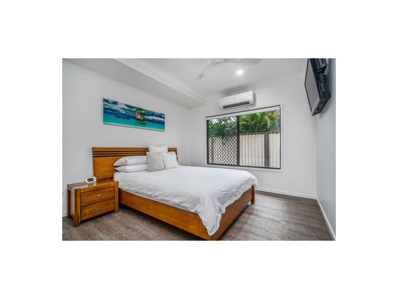 5 Broad Street, Etty Bay QLD 4858