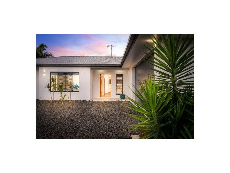 5 Broad Street, Etty Bay QLD 4858