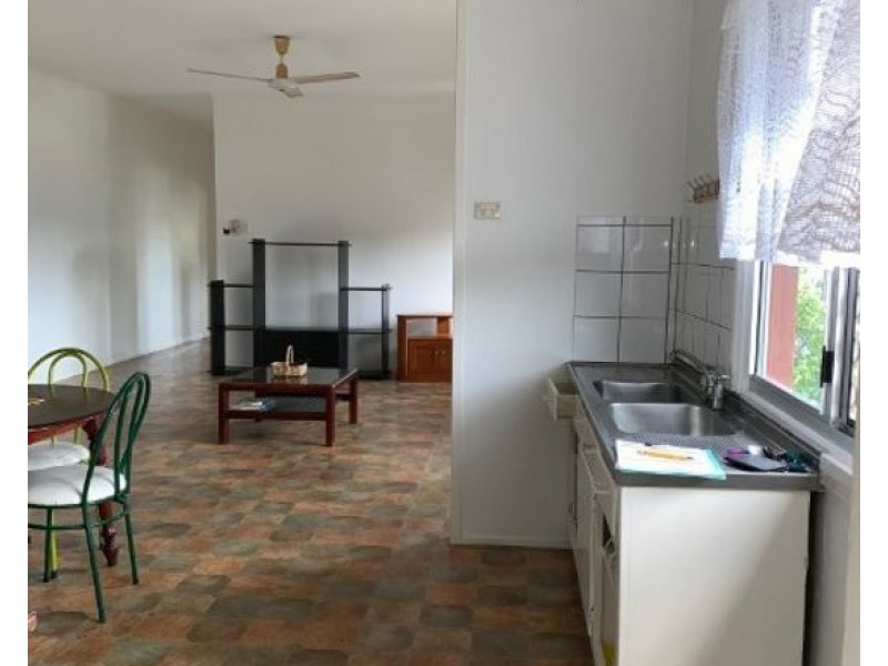 2/103 Munro Street, Babinda QLD 4861