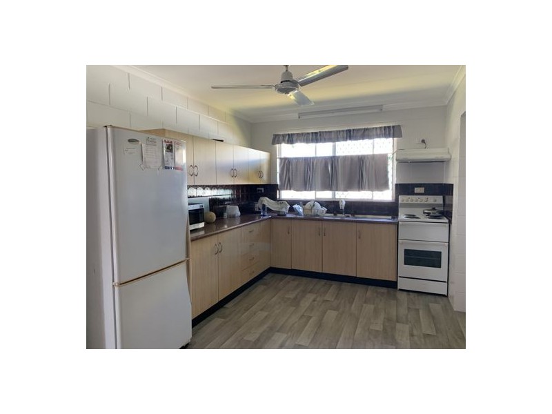 9 Gloria Close, Innisfail QLD 4860