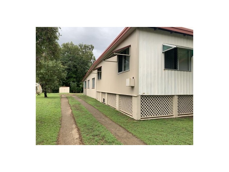 19 Evans Road, Bramston Beach QLD 4871