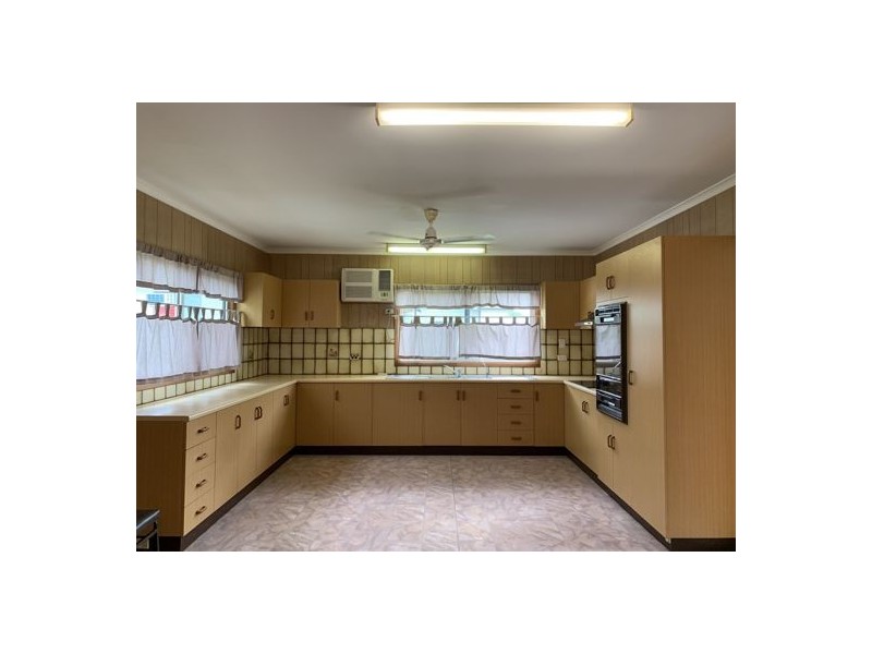 6 Blackwood Street, Innisfail QLD 4860