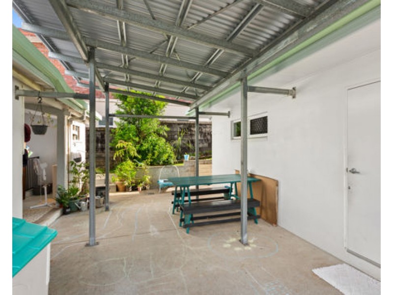 East Innisfail QLD 4860