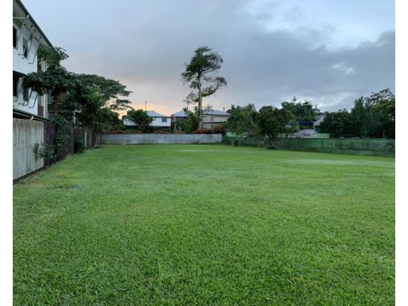 127 Ernest Street, Innisfail QLD 4860