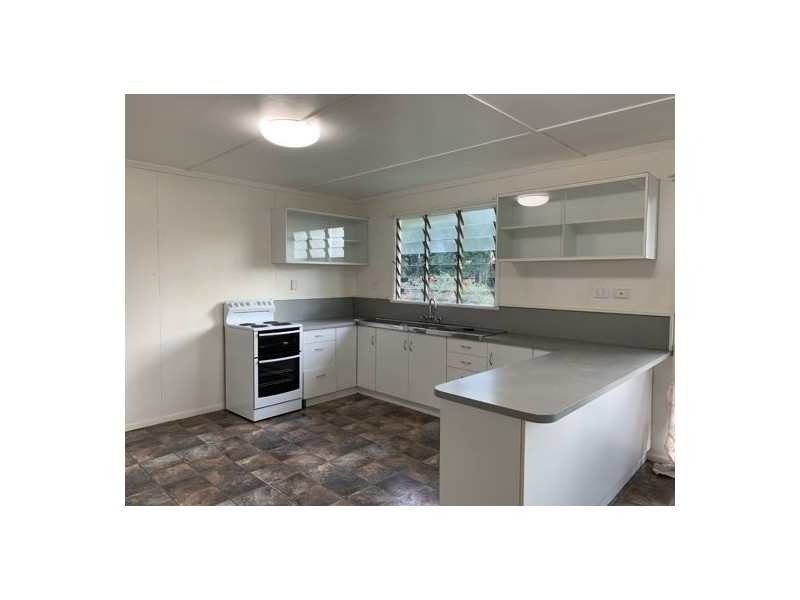 95 Carney Street, Daradgee QLD 4860