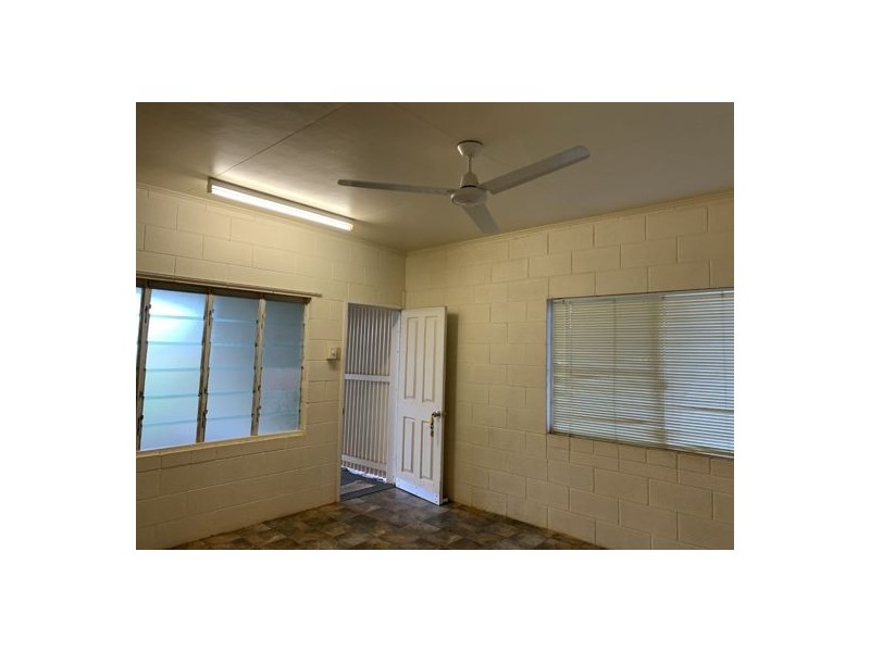 95 Carney Street, Daradgee QLD 4860