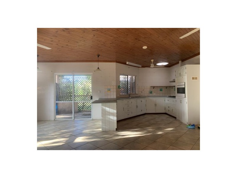 32 Inarlinga Road, Cowley Beach QLD 4871
