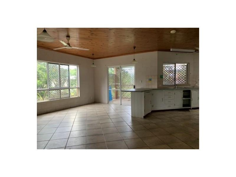 32 Inarlinga Road, Cowley Beach QLD 4871